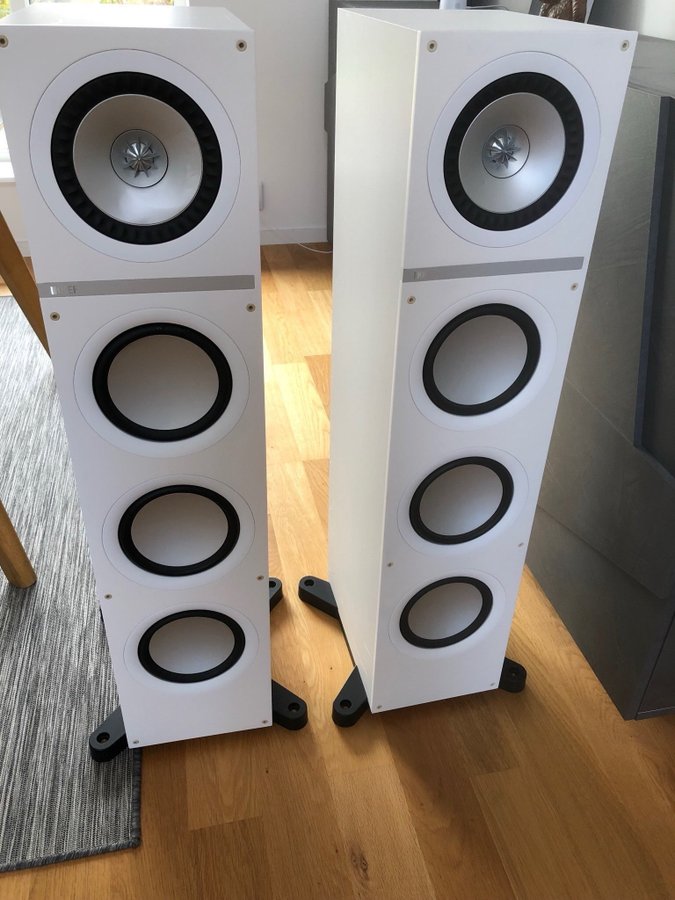 KEF Q700 Golvhögtalare