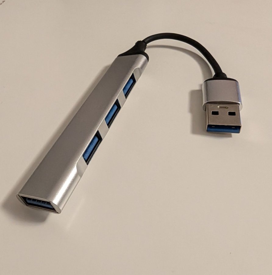 USB A Hub 3.0 (3.2 Gen 1) | 4 Portar | Aluminium | OTG High Speed | Kompakt