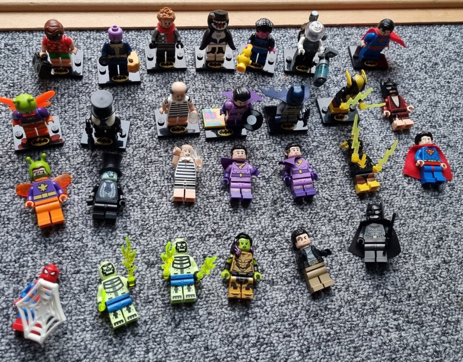 27st Lego Minifigurer - Batman, Superman, Marvel  DC