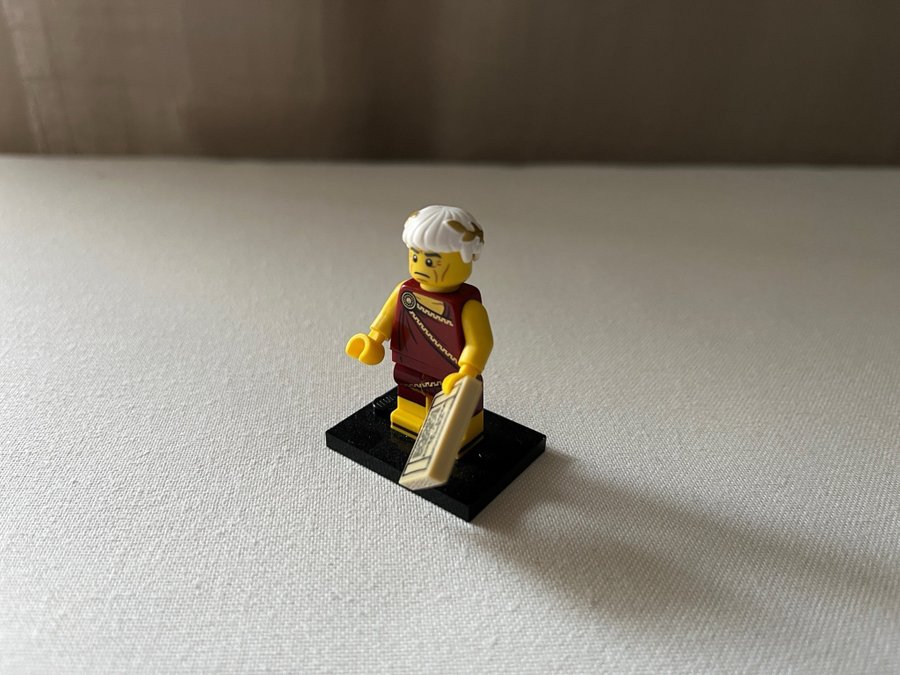 Lego Minifigur - Romersk Man serie 9