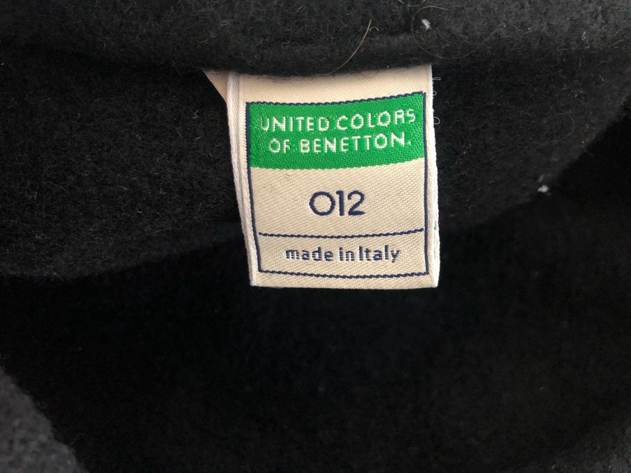 Authentic United Colours of Benetton wool hat winter beret size M