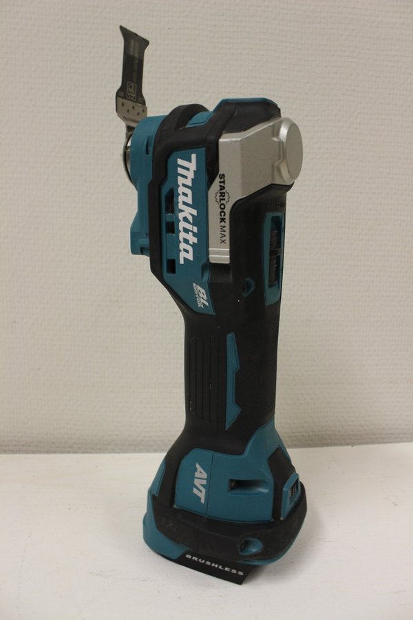 Makita DTM52Z Oscillating Multi-Tool