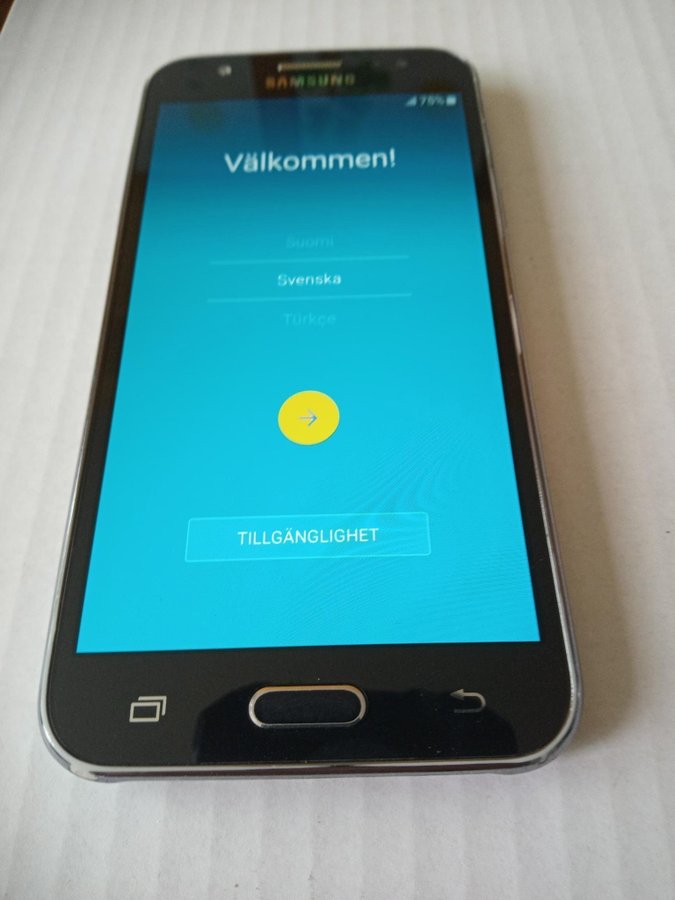 Samsung Galaxy J5 8GB SM-J500FN Svart OLÅST