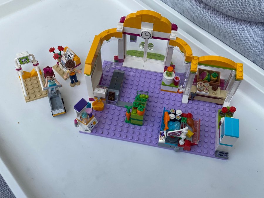 Heartlakes stormarknad Lego Friends 41118