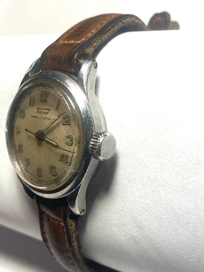 Tissot Anti-Magnetic Damklocka renoveringsobjekt