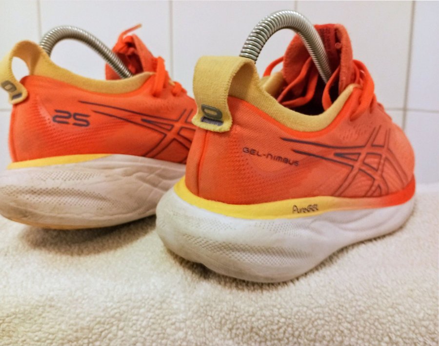 Asics "Gel-Nimbus 25" Löparskor Storlek 37