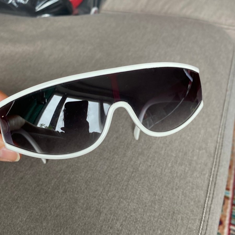 kone solglasögon sunglasses