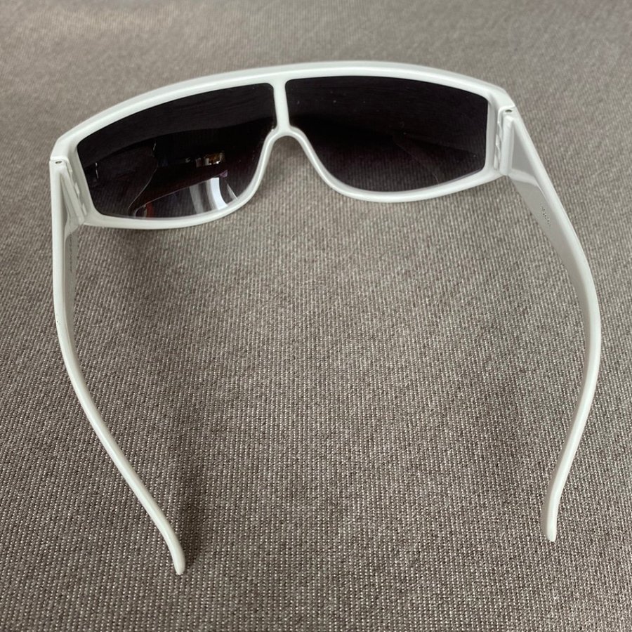 kone solglasögon sunglasses