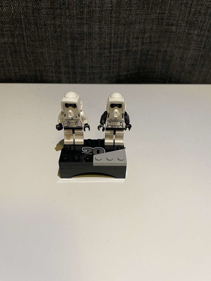 2 st LEGO Star Wars Snowtrooper minifigurer