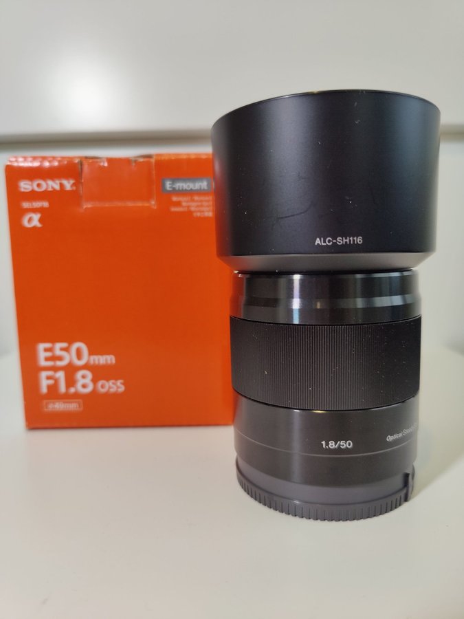 Sony E 50mm f1.8 OSS