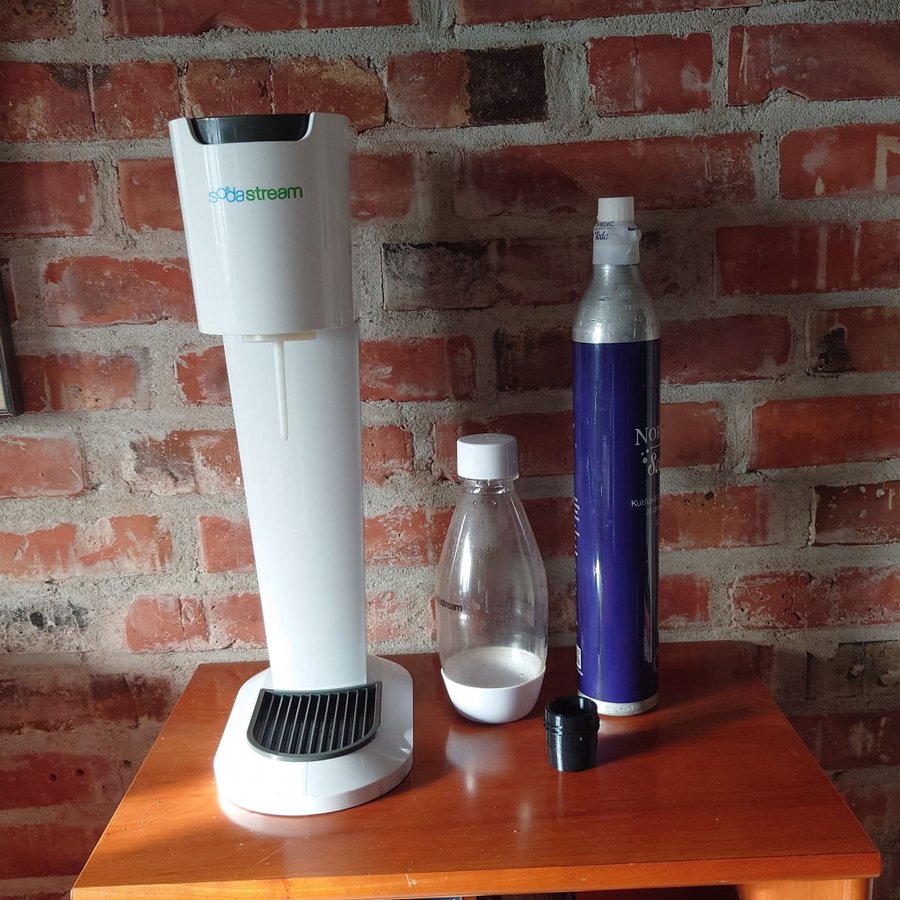 Hvis SodaStream med 33cl flaske og en ny Co2 flaske