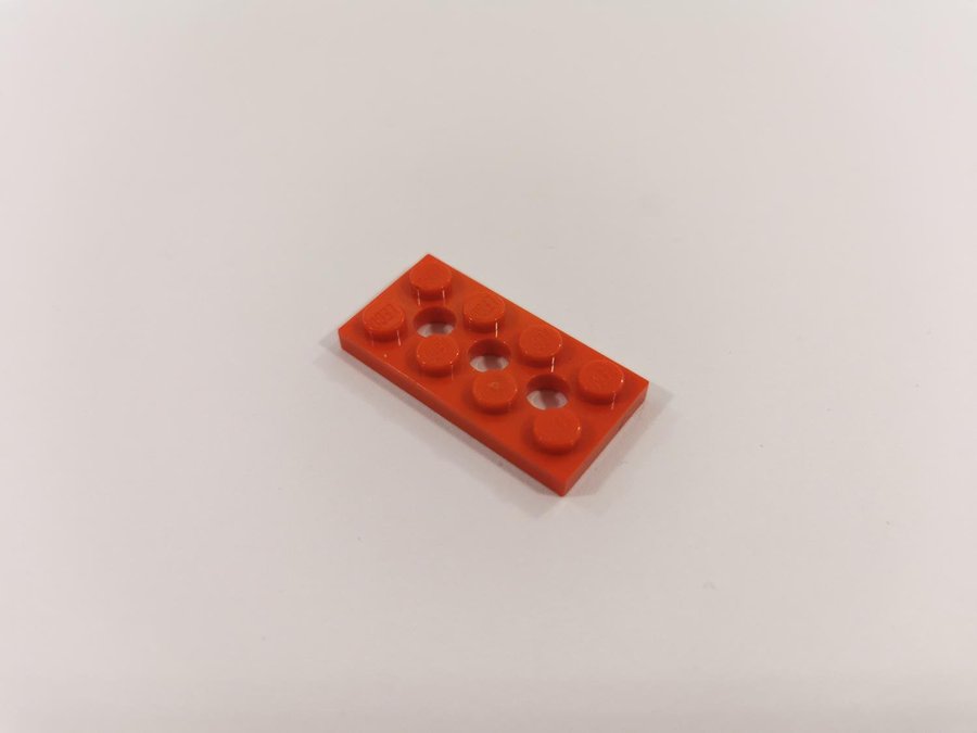 Lego - technic - plate med hål - 2x4 - part 3709 - röd