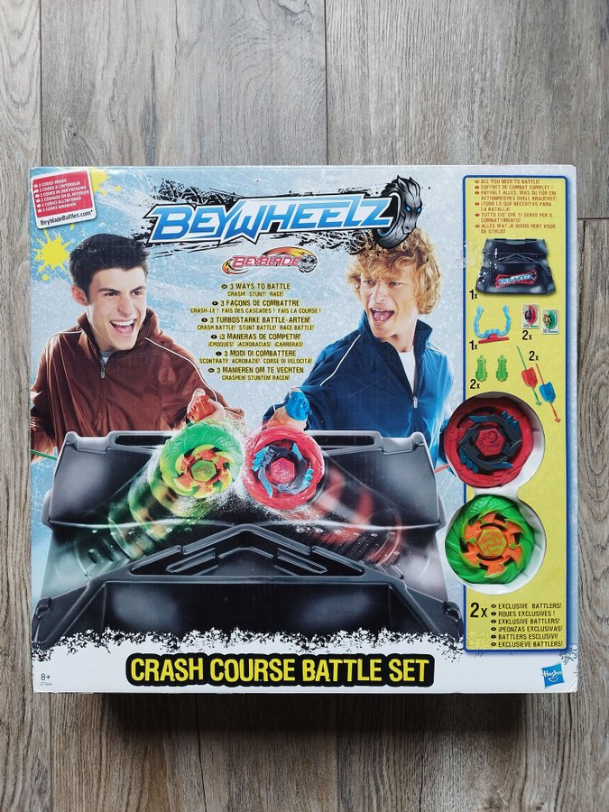 Beywheelz Crash Course Battle Set