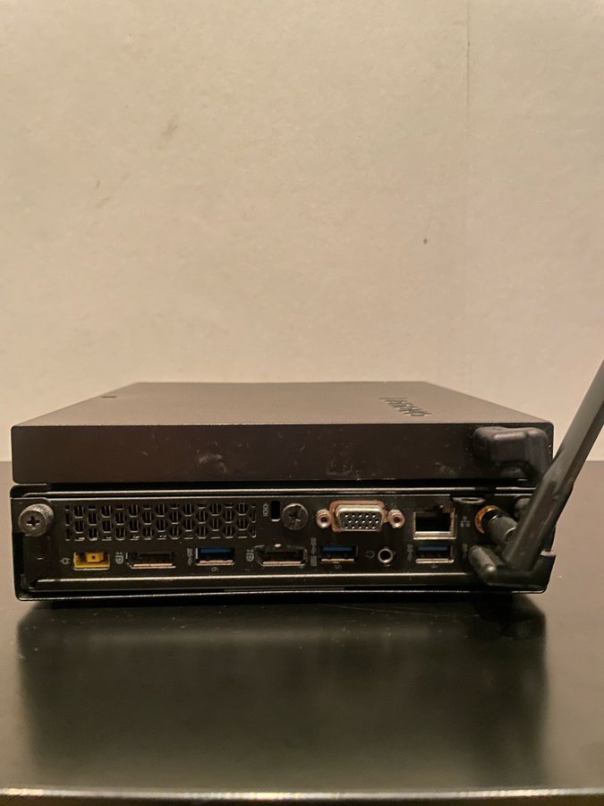 Lenovo ThinkCentre M700 Tiny med CD-LÄSARE