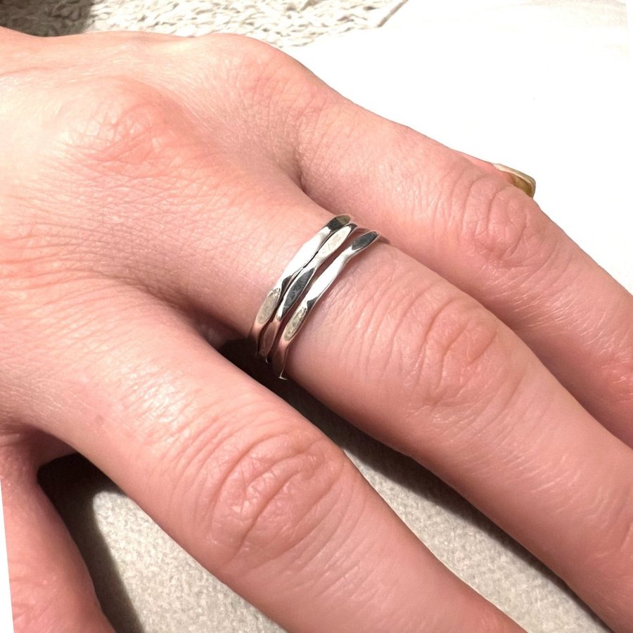 3 st ringar som hör ihop - silver ring 925  flera andra stämplar