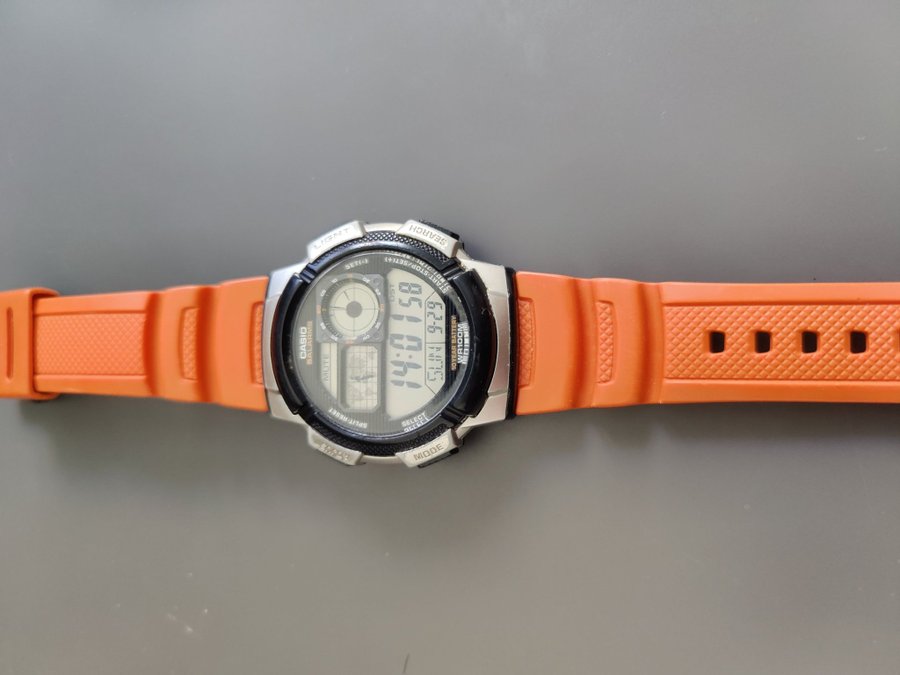 Casio AE-1000W