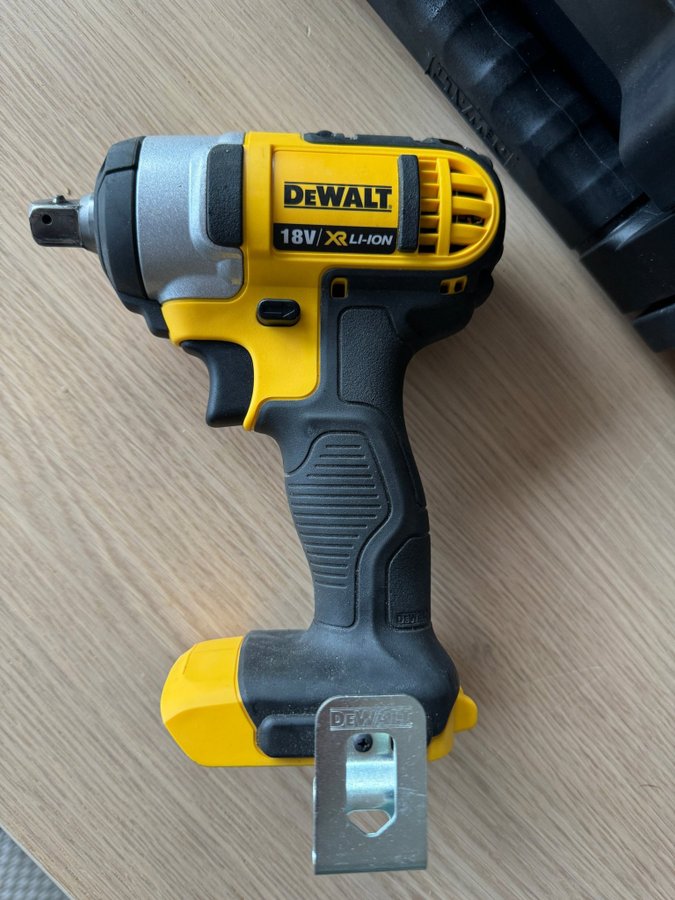 DeWalt DCF880NT Mutterdragare 1/2" 18V XR T-STAK (utan batterier)