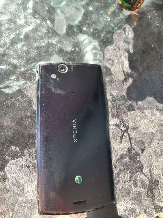 Sony Xperia Lt15i  16 gb