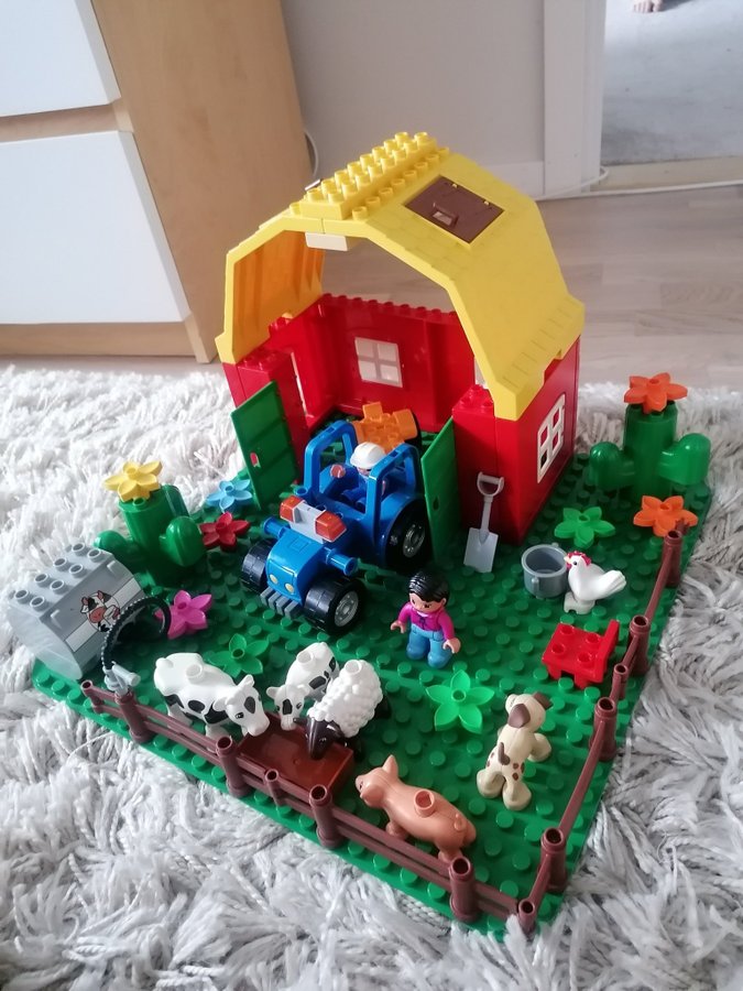 Lego Bondgård