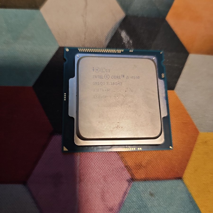 Intel Core i5-4590