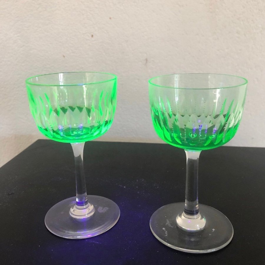 Uranglas 2 slipade glas