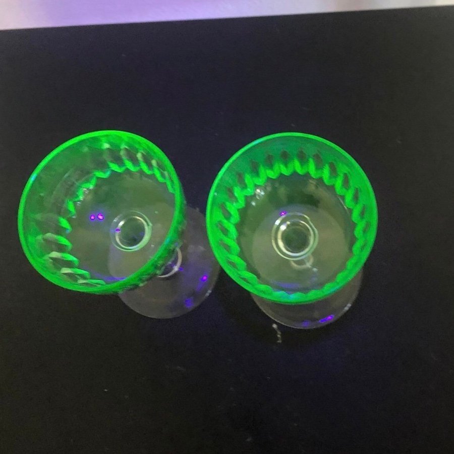 Uranglas 2 slipade glas