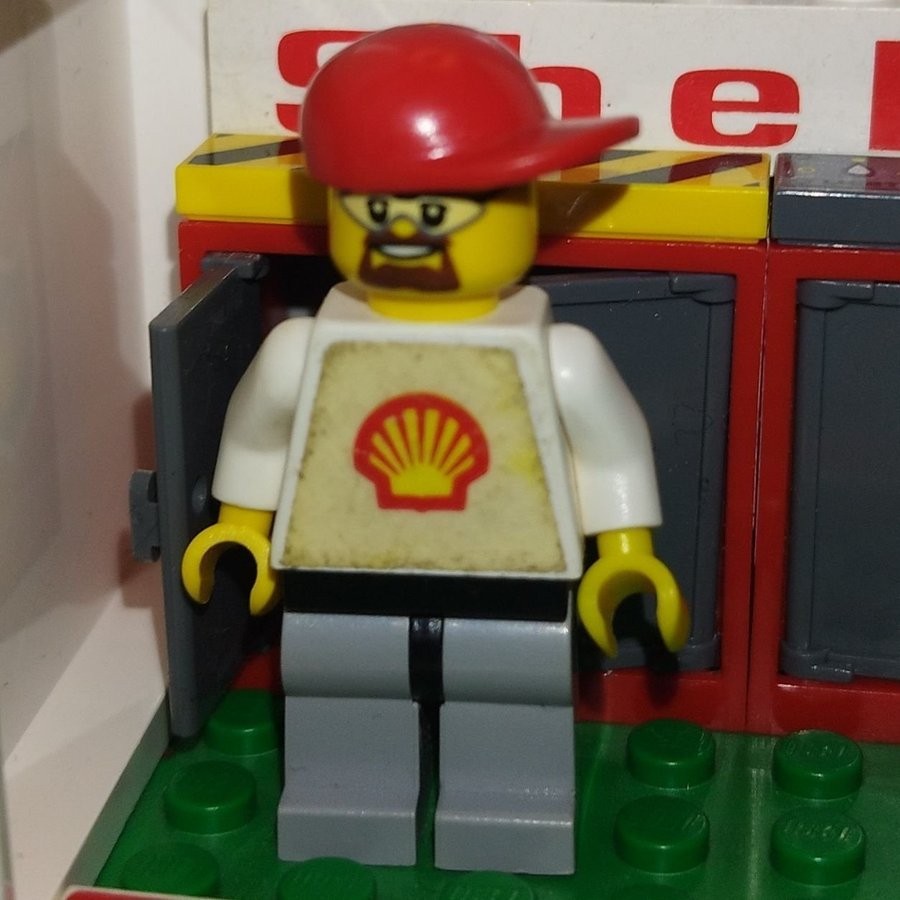 Lego Figur - Shell Mekaniker , beskrivning ner !