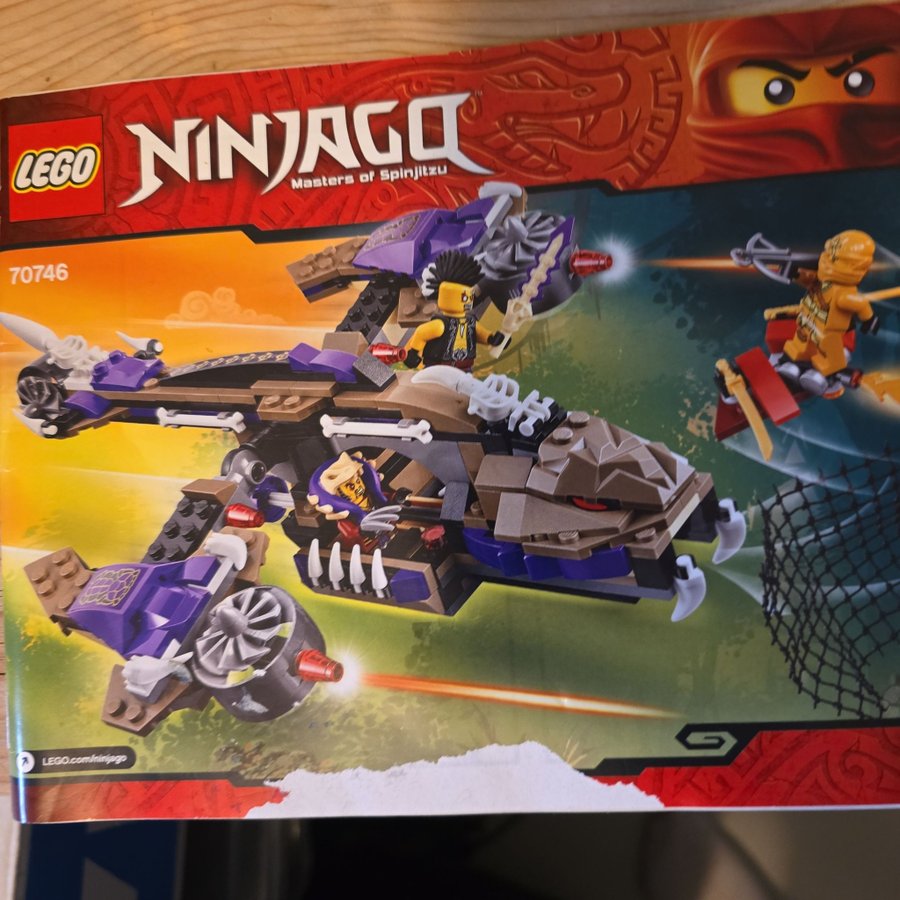 Lego Ninjago - Stort paket med set och minifigurer