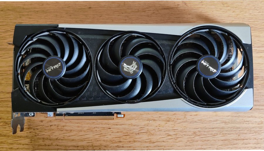 Sapphire Radeon RX 6700 XT Nitro+