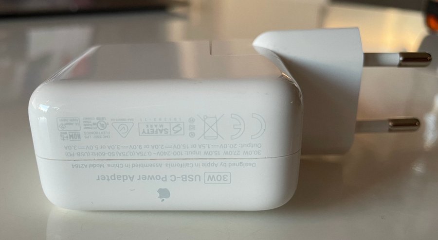 Apple 30W USB-C Power Adapter