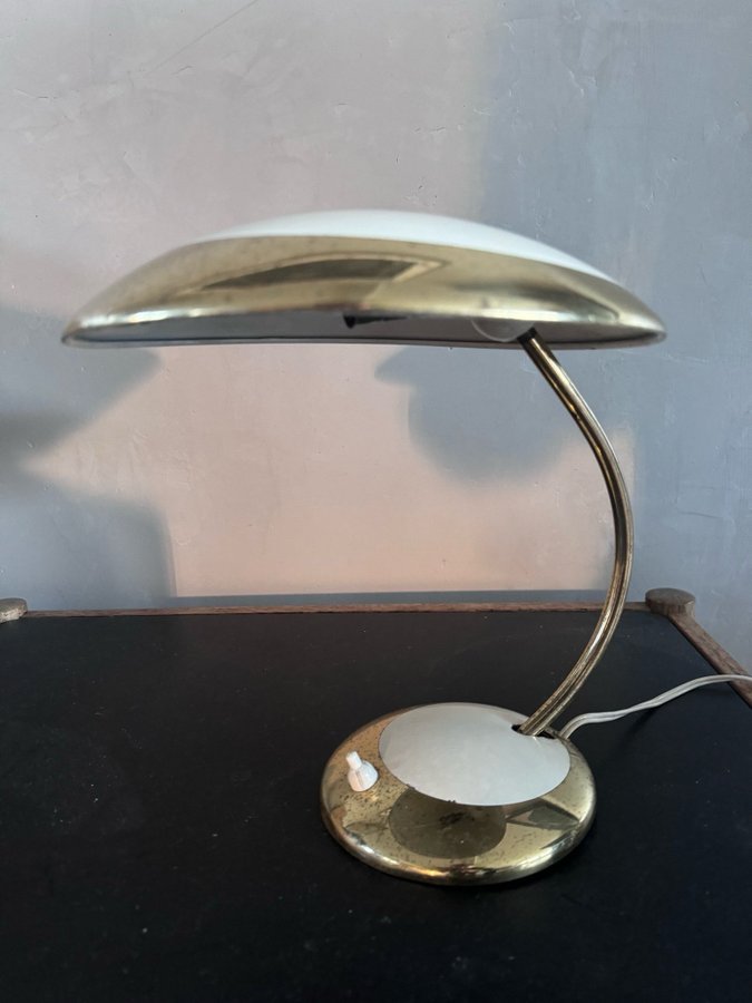 Helo Bauhaus lampe