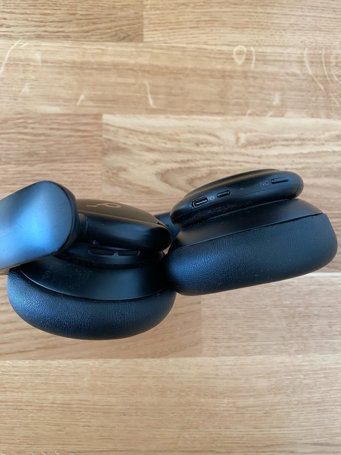 Soundcore Q30 Wireless