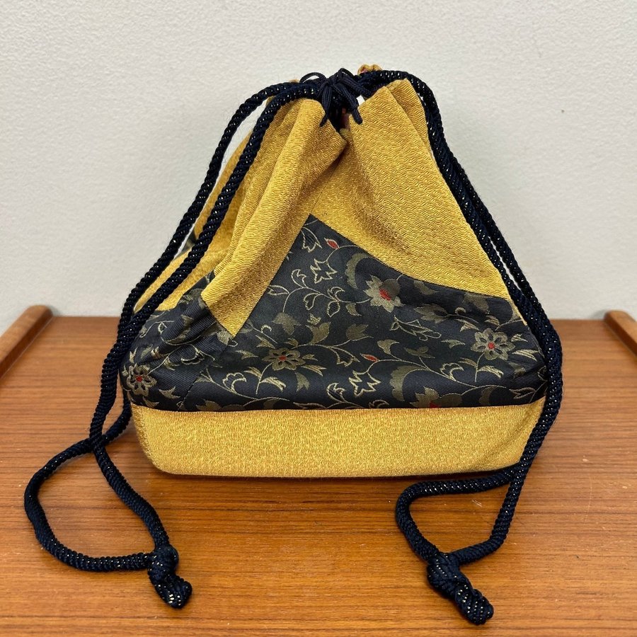 Vintage Japanese silk bento box bag