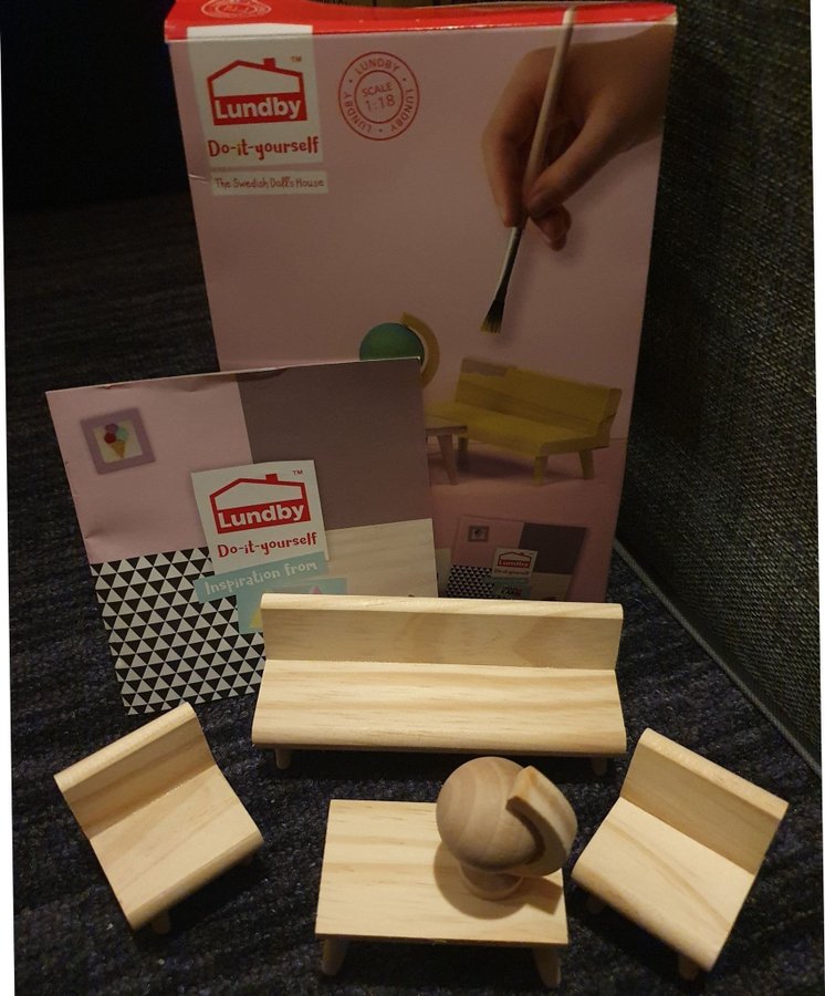 LUNDBY Do-it-yourself - Lekset med bord, stolar och jordglob