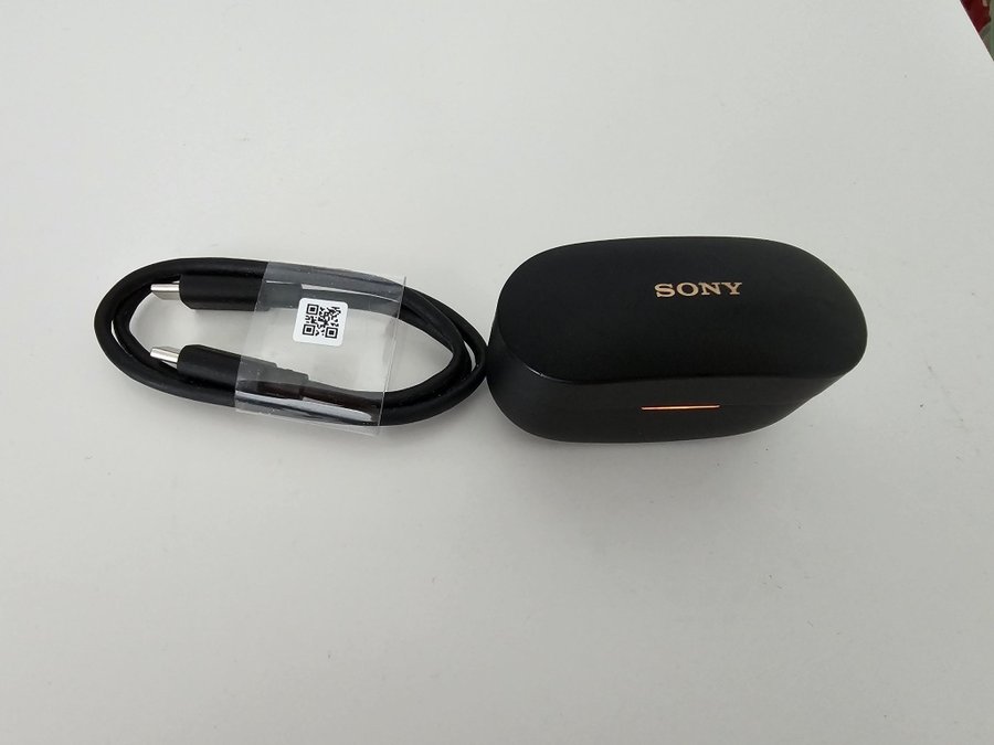 Sony in ear hörlurar WF-1000XM4