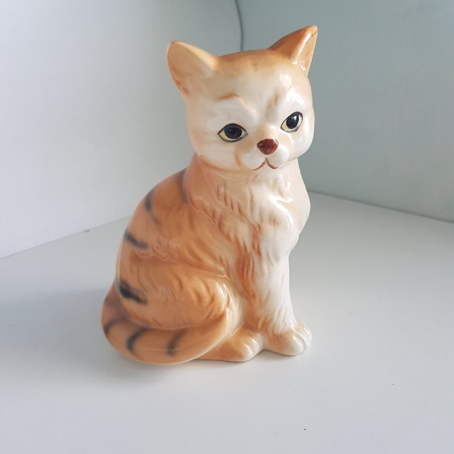 Vintage orange Tabby Cat figurin i porslin.1960-1970 - talet.