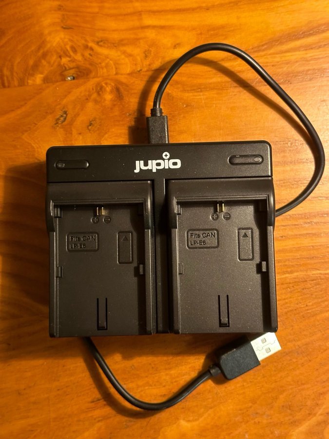 Jupio 2x Batteri LP-E6NH och Dubbel Laddare