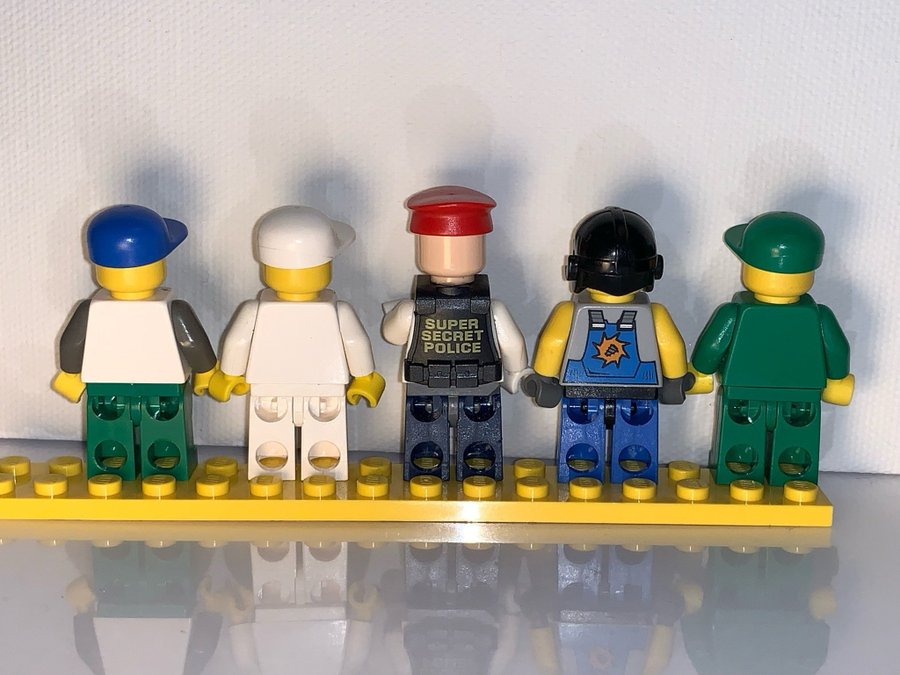 5 st Lego Minifigurer