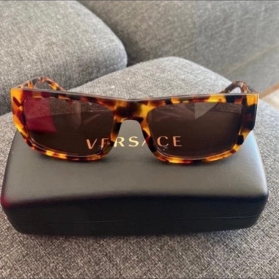 Versace Solglasögon