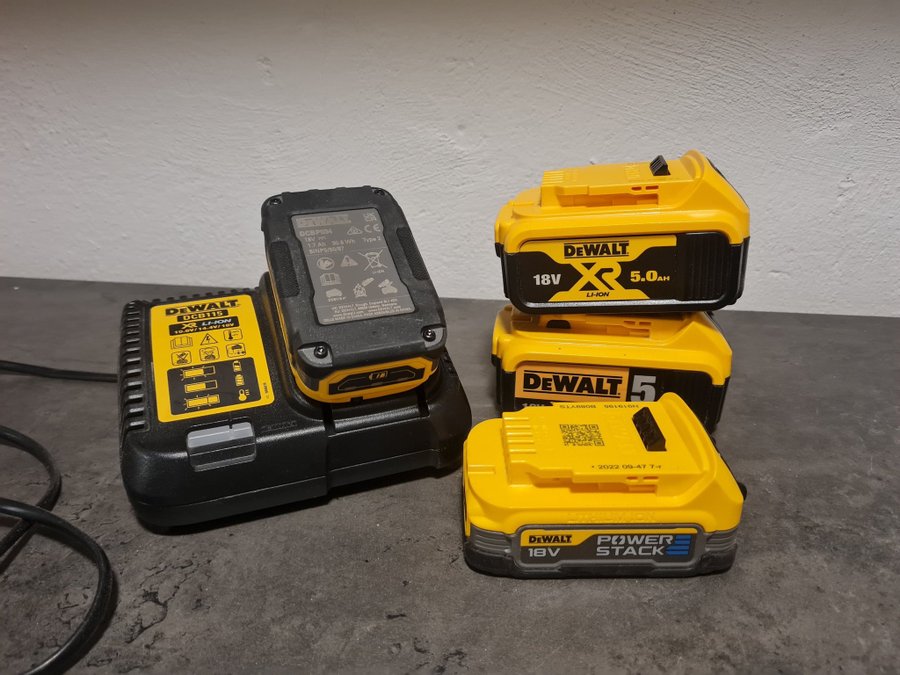 DEWALT batteri o laddare paket