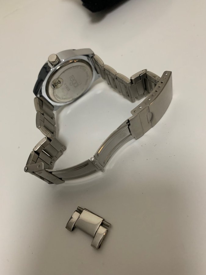 Armbandsur klocka armbandsklocka stålfärgad silverfärgad med strass