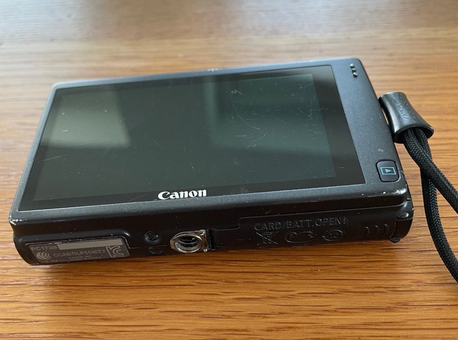 Canon Ixus 240 HS