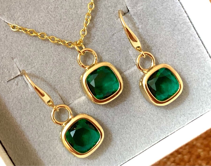 Gorgeous Emerald Gold plated jewelry set- tarnish free - Stone Queen