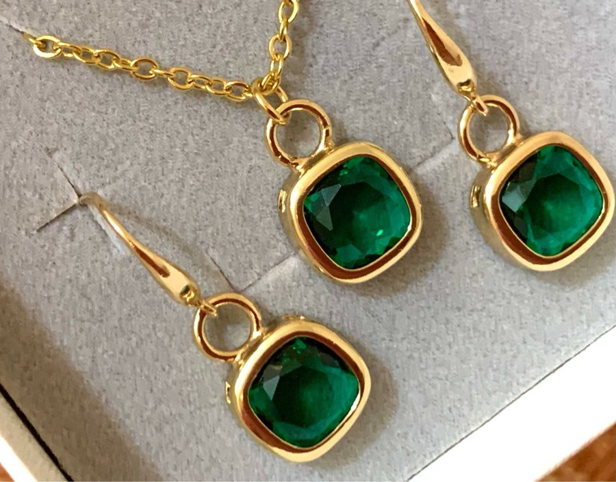 Gorgeous Emerald Gold plated jewelry set- tarnish free - Stone Queen