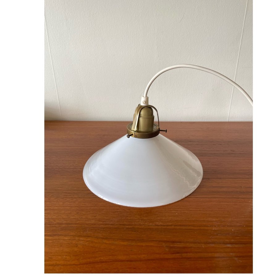 Retro taklampa /fönsterlampa skomakarlampa glaskupa