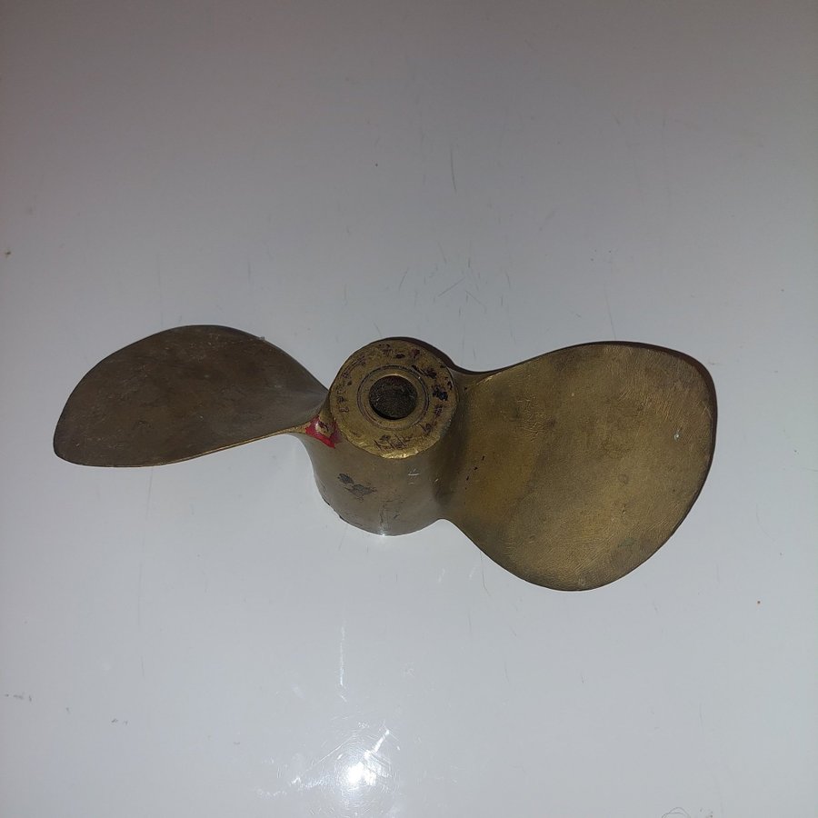 Propeller i mässing - ljusstake