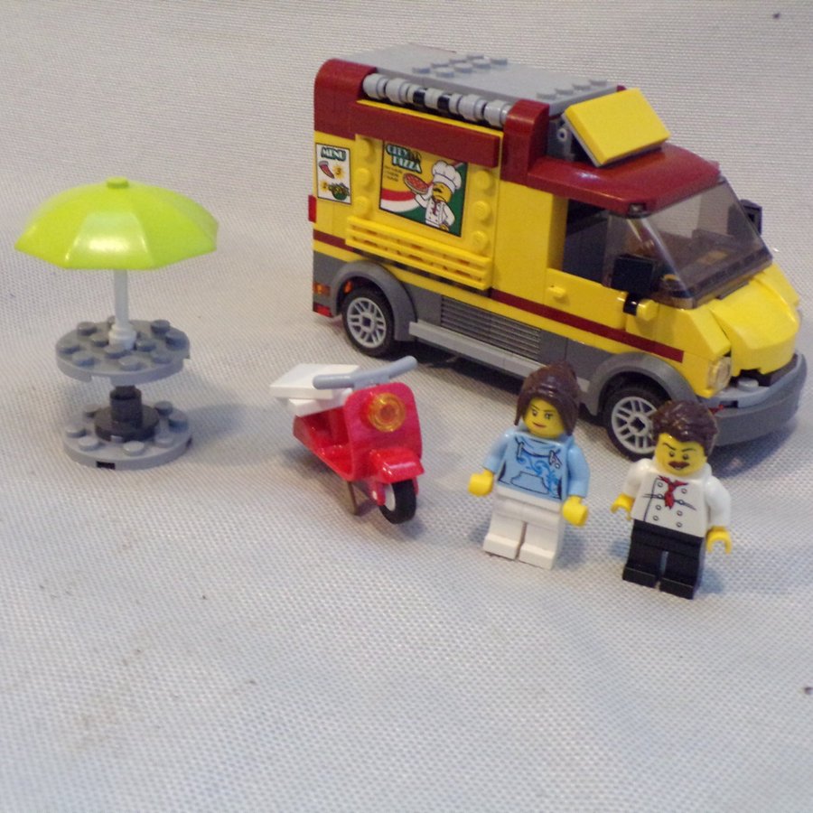 Lego City 60150 Pizza Van