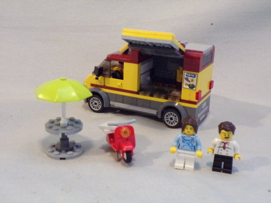 Lego City 60150 Pizza Van