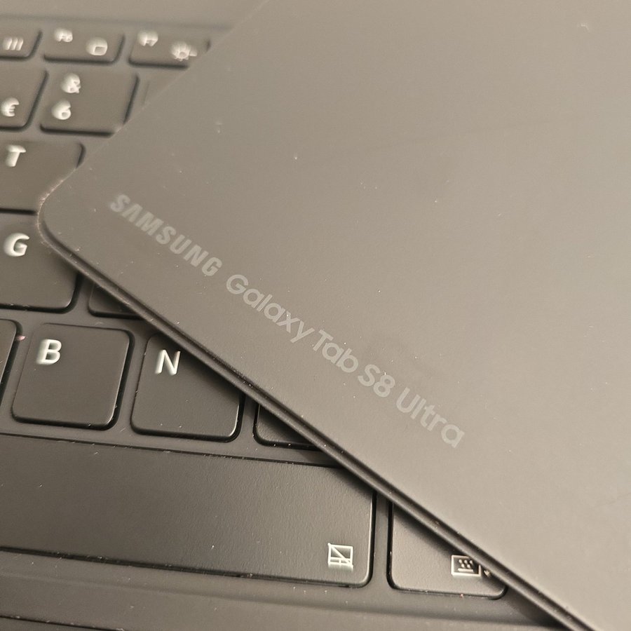 Samsung Galaxy Tab S8 Ultra Keyboard Cover