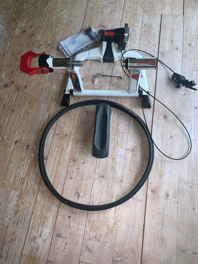 Cykeltrainer Elite Power Mag Elite Hometrainer